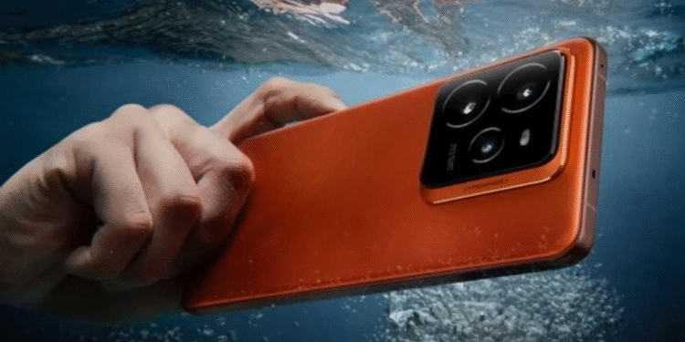 Realme GT 8 Pro: Kamera 200MP dan Layar 2K Bikin Ngiler!