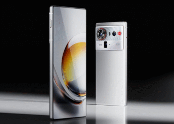 ZTE Nubia Z80 Ultra Meluncur Global
