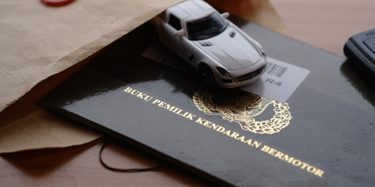 Pinjam Uang Gampang, BPKB Mobil Jadi Jaminan!