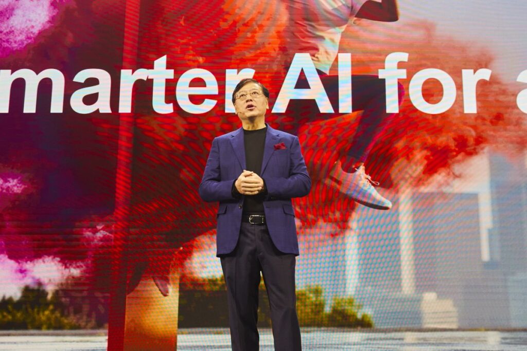 CEO Lenovo Soroti Potensi Indonesia, Investasi di Bidang AI Terbuka Lebar