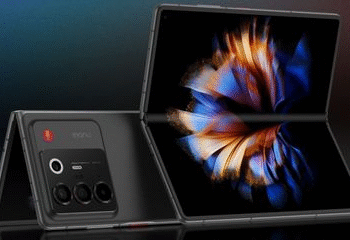 Nubia Fold Rilis, Lipat Buku Pertama dari Nubia
