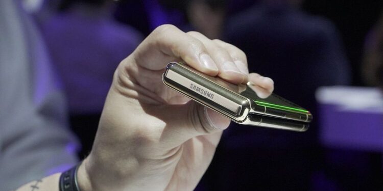 3 Tahun Berturut-turut, Samsung Terus Matangkan Konsep Ponsel Layar Gulung