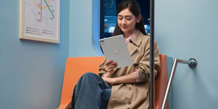 Motorola Edge (2026) Rilis di Pasar Global: Layar Turun Ukuran Jadi 6,3 Inci, Lensa Belakang Masih Tiga