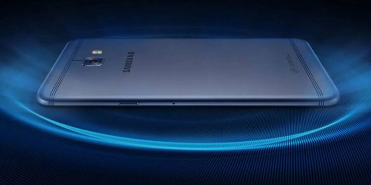 Samsung Kaji Penerapan Teknologi Liquid Cooling demi Atasi Throttling di HP Flagship