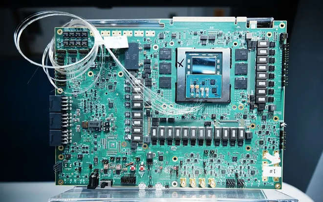 Chip Photonic