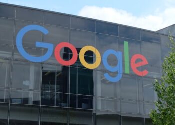 Google Kunci Kontrak PLTS Raksasa 1,6 GW untuk Hadapi Lonjakan Konsumsi Listrik AI