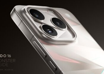 iQOO 16 Resmi Dipamerkan: Usung Modul Kamera Persegi, Bodi Aluminium, dan Motif Heksagonal