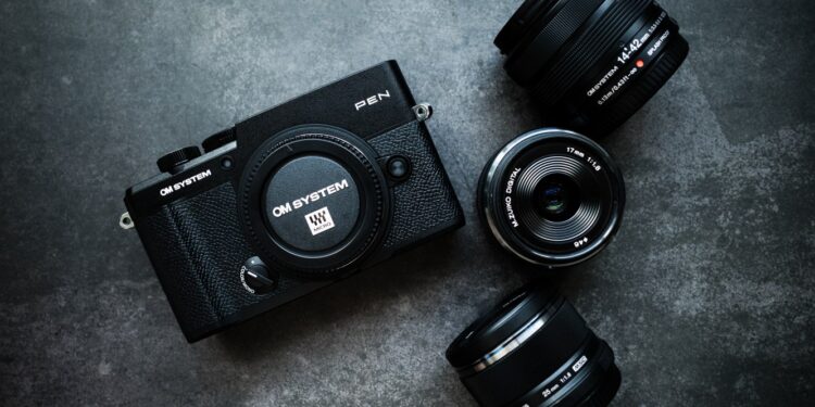 OM SYSTEM PEN Masuk Indonesia: Kamera Retro Tahan Debu, Dijual Mulai Rp17 Jutaan