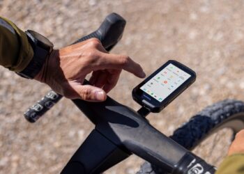 Dukung Latihan Outdoor dan Indoor, Garmin Luncurkan Edge 1060 dan Tacx Nēra