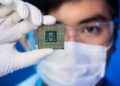 Inovasi Material Baru Ini Bikin Usia Chip Memori Melonjak 100 Kali Lipat!