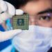 Inovasi Material Baru Ini Bikin Usia Chip Memori Melonjak 100 Kali Lipat!