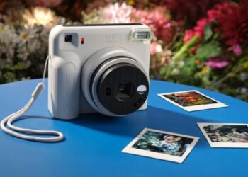 Rilis Akhir Oktober, Fujifilm Instax Square 2 Tawarkan Nuansa Foto Warm dan Cool