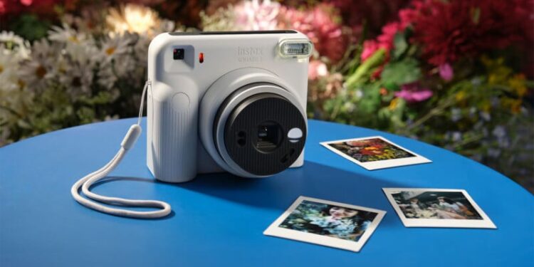 Rilis Akhir Oktober, Fujifilm Instax Square 2 Tawarkan Nuansa Foto Warm dan Cool
